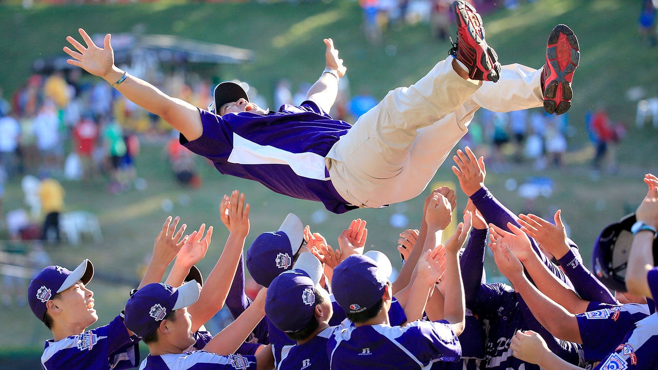 Little League series opens with 16 teams, 1 that missed out